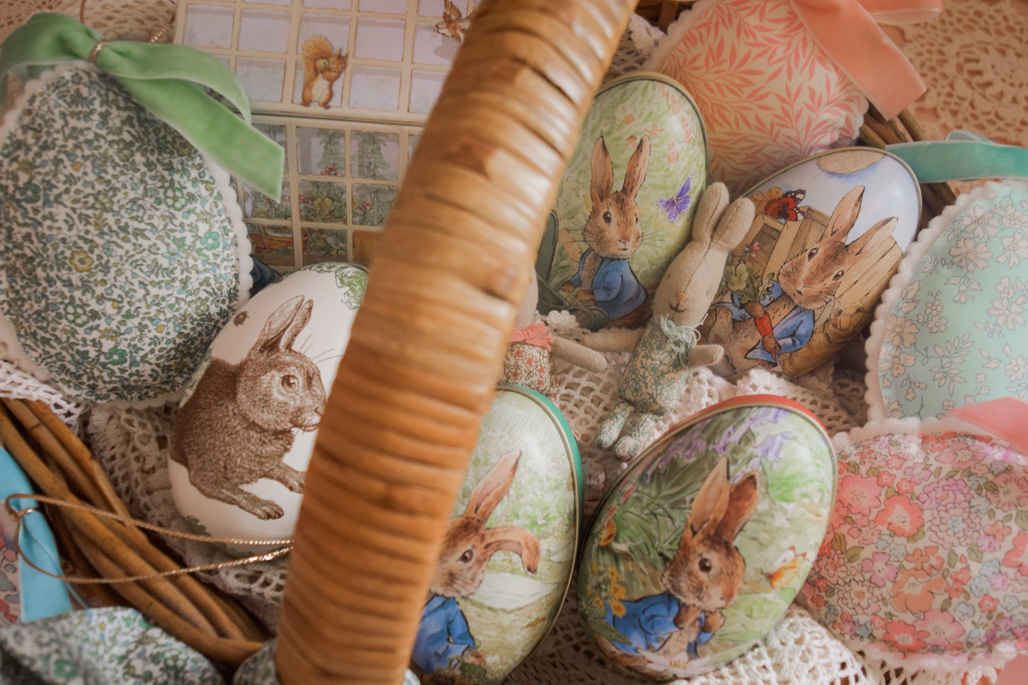 Peter Rabbit Egg Tins - Assorted