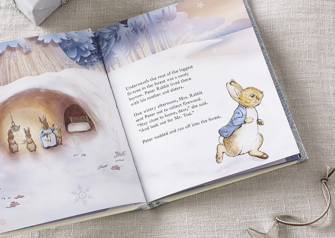 Peter Rabbit: A Winter's Tale (Hardback Book)
